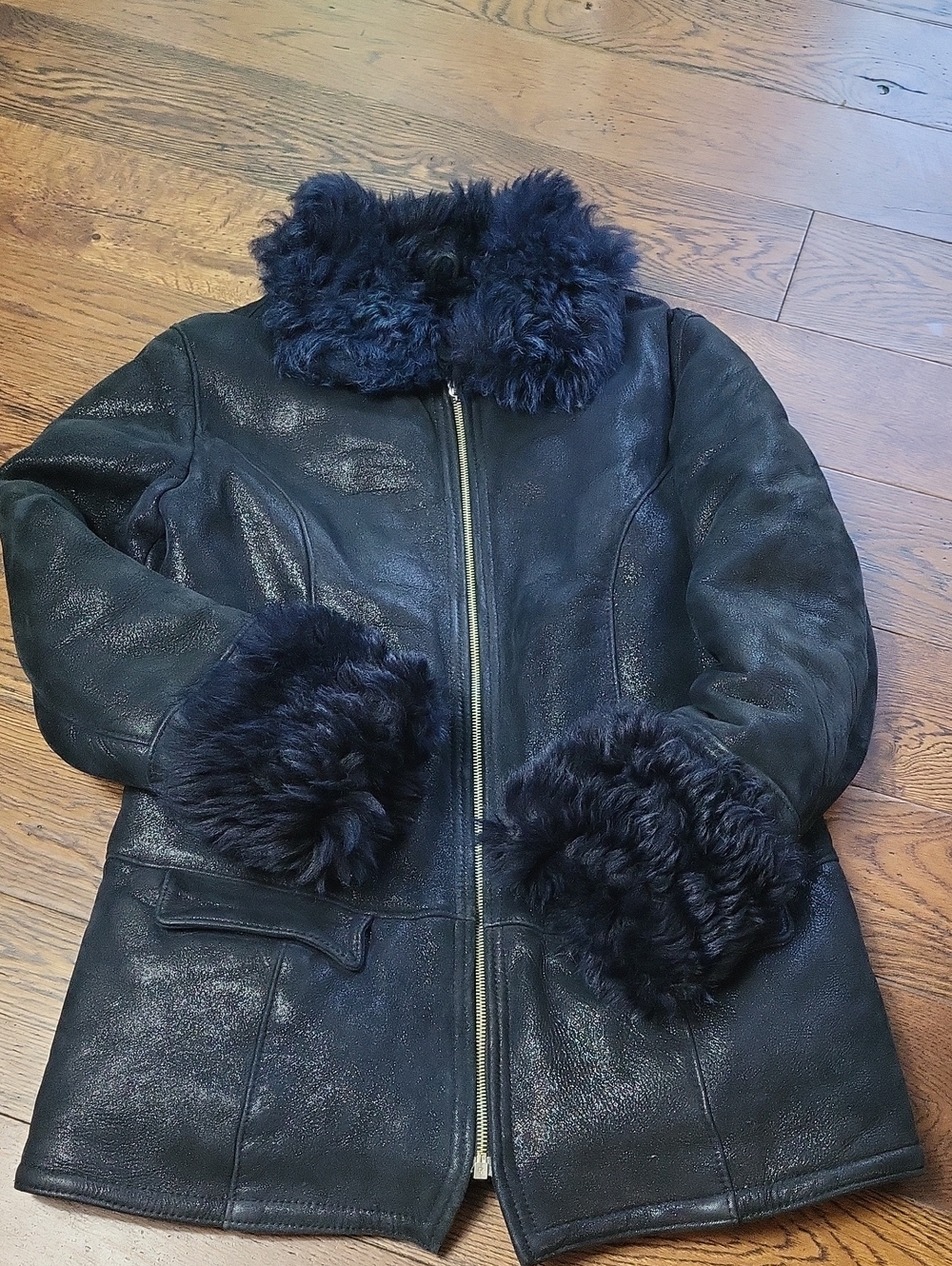 Vintage Women's Navy Shearling-Trim Leather Jacket. Size S - Picture 3 of 12